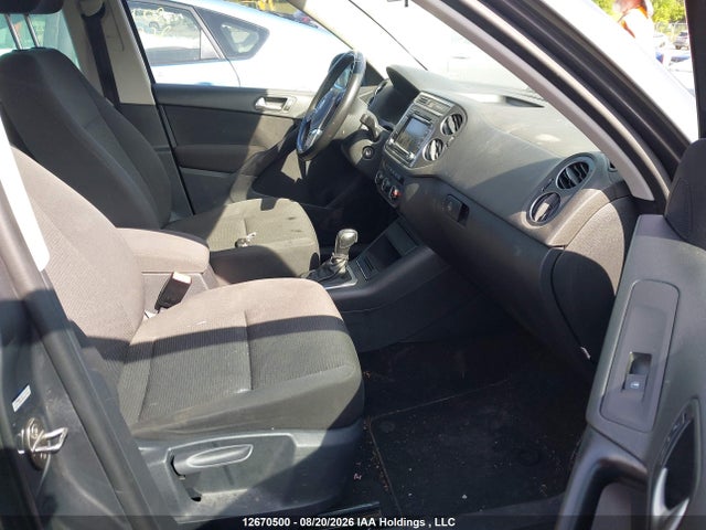 Volkswagen Tiguan 2015 WVGHV7AX7FW512493 Image 5