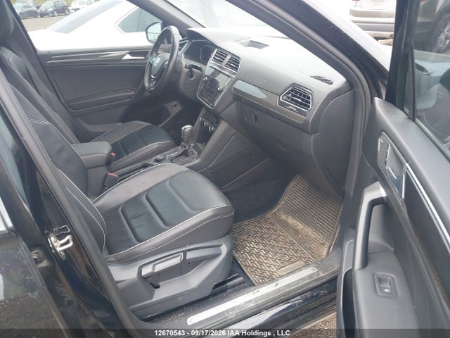 12670543 :رقم المزاد ، 3VV4B7AX4MM079757 vin ، 2021 Volkswagen Tiguan Highline مزاد بيع