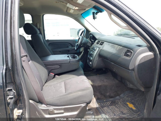 12670544 :رقم المزاد ، 1GNSK4E03CR212675 vin ، 2012 Chevrolet Tahoe Commercial مزاد بيع