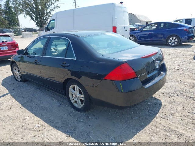 12670555 :رقم المزاد ، 1HJCM56767A800696 vin ، 2007 Honda Accord مزاد بيع