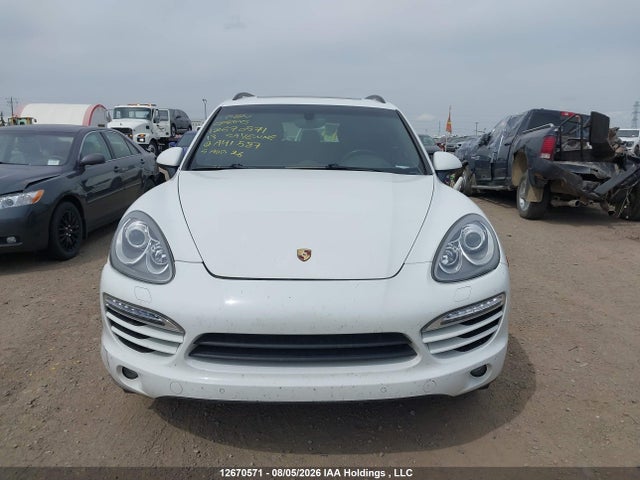 12670571 :رقم المزاد ، WP1AF2A26DLA41587 vin ، 2013 Porsche Cayenne مزاد بيع