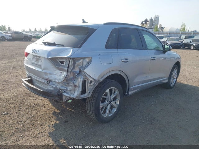 Audi Q3 Komfort 45 2021 WA1AECF30M1062646 Image 4