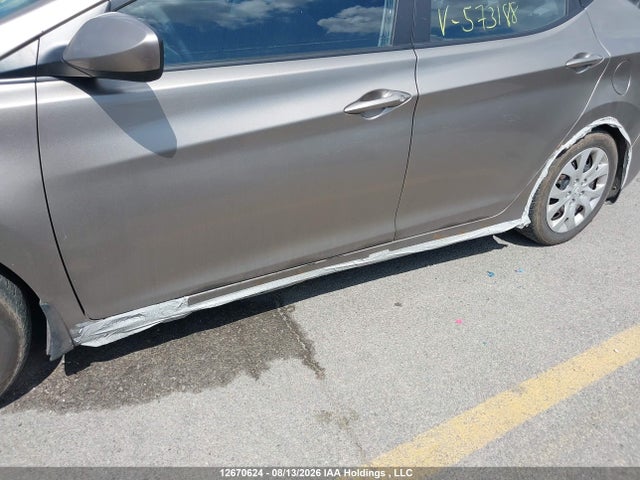Hyundai ELANTRA GL 2015 5NPDH4AE3FH573188 Image 20