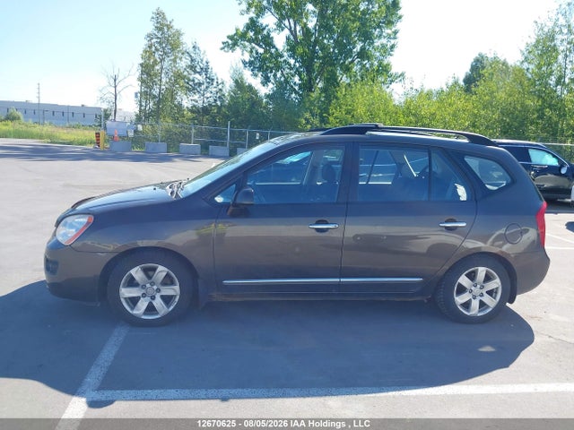 2009 Kia Rondo Lx/ex მანქანა იყიდება აუქციონზე, vin: KNAFG526197270411, აუქციონის ნომერი: 12670625