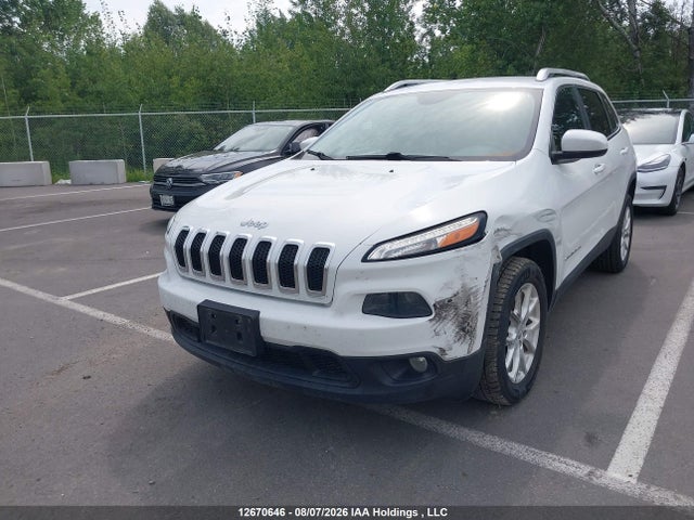 1C4PJLCB3FW590520 Jeep Cherokee