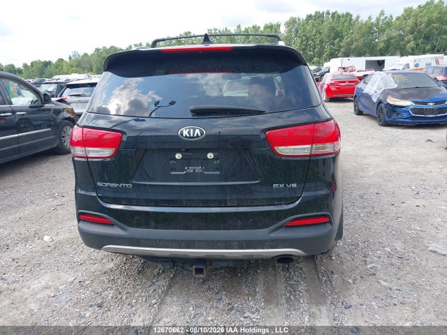 KIA SORENTO EX 2018 5XYPHDA53JG390225 Image 16