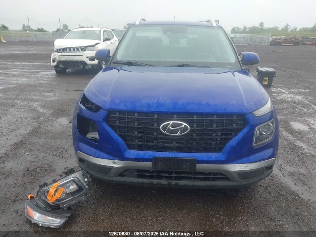 Продажа на аукционе авто 2023 Hyundai Venue Preferred, vin: KMHRC8A33PU235075, номер лота: 12670680