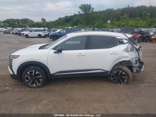 3N8AP6CB4TL360366 Nissan KICKS SV
