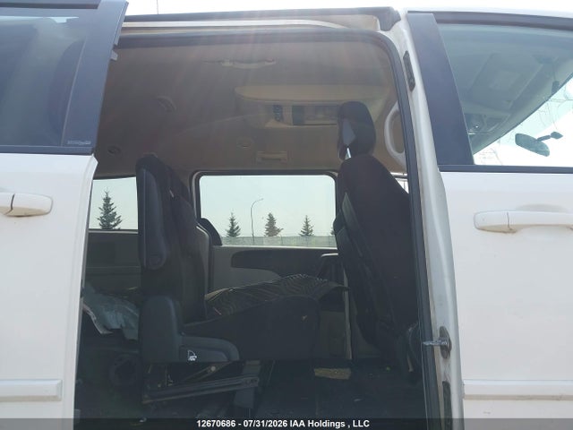 Auction sale of the 2012 Dodge Grand Caravan Se/sxt, vin: 2C4RDGBG5CR230304, lot number: 12670686
