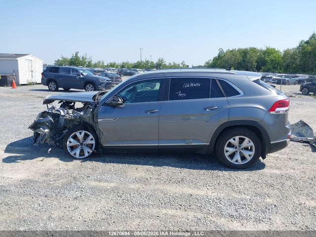 12670694 :رقم المزاد ، 1V2BE2CA0MC223572 vin ، 2021 Volkswagen Atlas Cross Sport Sel مزاد بيع