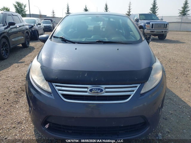 12670704 :رقم المزاد ، 3FADP4BJ0DM148197 vin ، 2013 Ford Fiesta Se مزاد بيع
