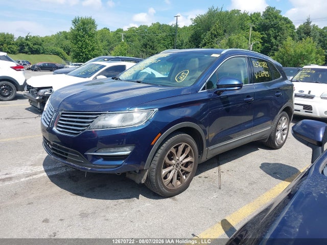 Lincoln MKC 2017 5LMCJ2D9XHUL16923 Image 2