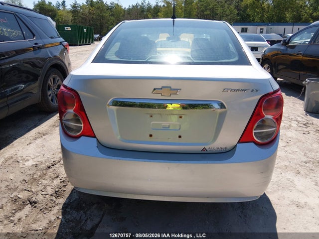 2013 Chevrolet Sonic Lt მანქანა იყიდება აუქციონზე, vin: 1G1JC5SH8D4219968, აუქციონის ნომერი: 12670757