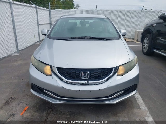Продажа на аукционе авто 2013 Honda Civic, vin: 2HGFB2F42DH011210, номер лота: 12670758