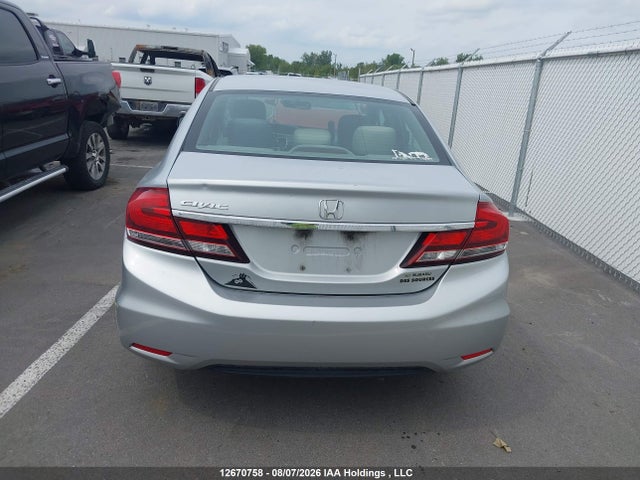Продажа на аукционе авто 2013 Honda Civic, vin: 2HGFB2F42DH011210, номер лота: 12670758
