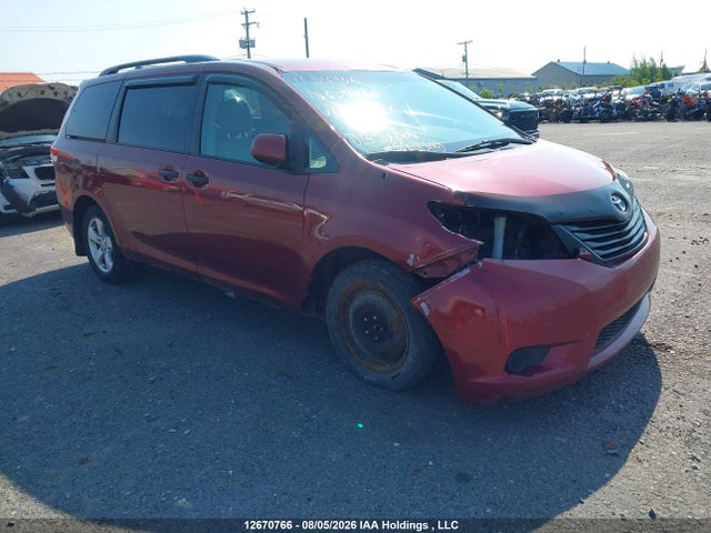 Auction sale of the 2011 Toyota Sienna, vin: 5TDZK3DC4BS148384, lot number: 12670766