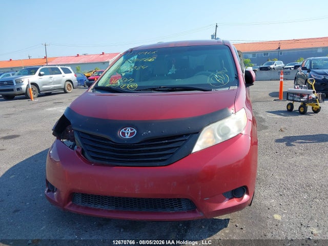 Aukcja sprzedaży 2011 Toyota Sienna, vin: 5TDZK3DC4BS148384, numer aukcji: 12670766