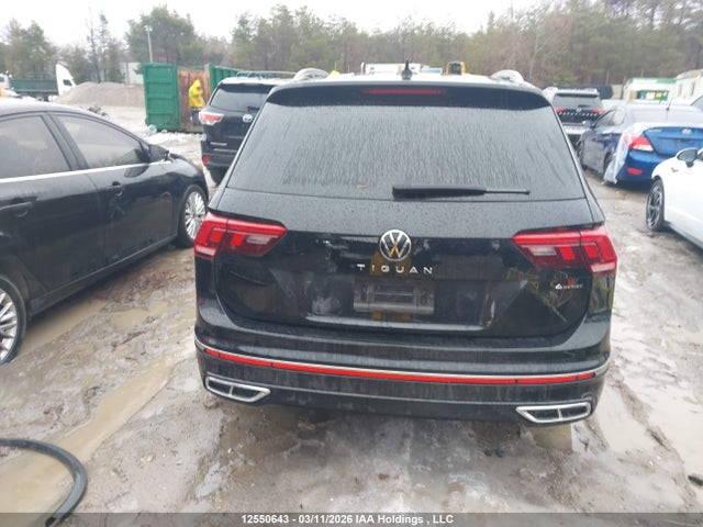 3VV4B7AX8PM113686 Volkswagen Tiguan Highline R-line