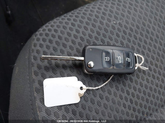 Продажа на аукционе авто 2012 Volkswagen Jetta 2.0l Comfortline, vin: 3VWDK7AJ8CM368985, номер лота: 12616294