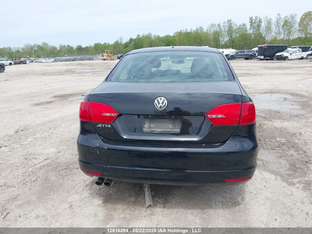 Продажа на аукционе авто 2012 Volkswagen Jetta 2.0l Comfortline, vin: 3VWDK7AJ8CM368985, номер лота: 12616294