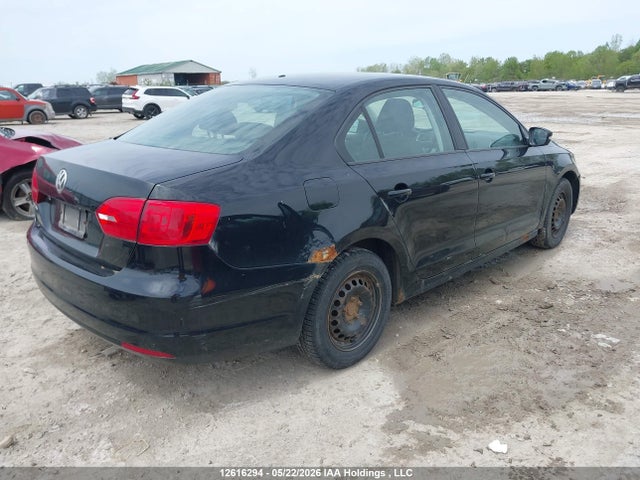 Продажа на аукционе авто 2012 Volkswagen Jetta 2.0l Comfortline, vin: 3VWDK7AJ8CM368985, номер лота: 12616294