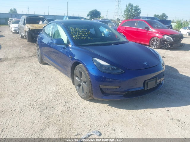Tesla Model 3 Long Range 2022 5YJ3E1EB2NF334389 main image