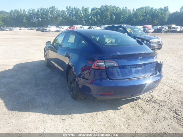 Tesla Model 3 Long Range 2022 5YJ3E1EB2NF334389 Image 3