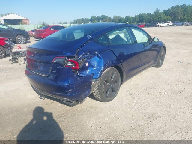 Tesla Model 3 Long Range 2022 5YJ3E1EB2NF334389 Image 4