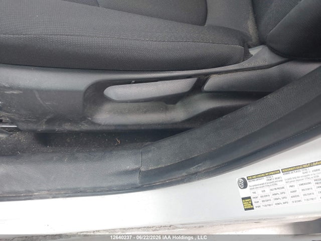 5YFBPRBE2LP140269 Toyota COROLLA LE