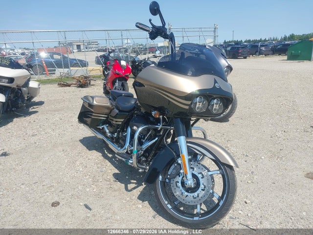 2013 Harley-davidson Fltrxse Cvo Road Glide Custom მანქანა იყიდება აუქციონზე, vin: 5HD1TC8A1DB957829, აუქციონის ნომერი: 12666346