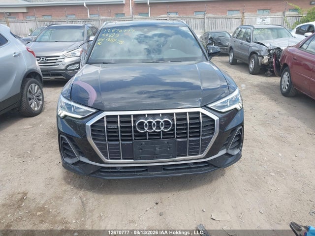 WA1EECF32L1008975 Audi Q3