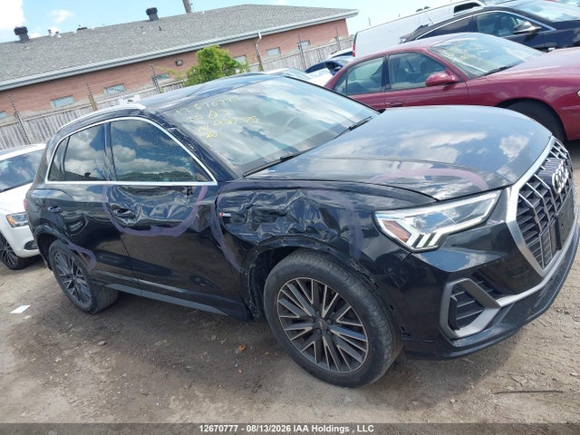 WA1EECF32L1008975 Audi Q3