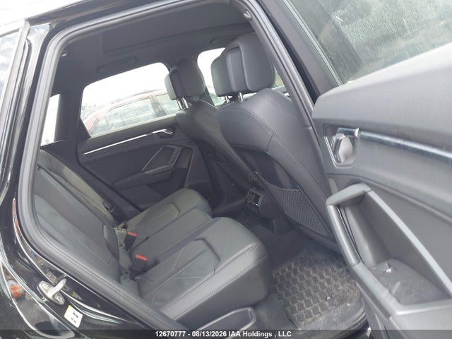 WA1EECF32L1008975 Audi Q3