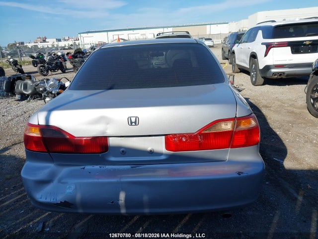 Продаж на аукціоні авто 2000 Honda Accord Special Edition, vin: 1HGCG5678YA817248, номер лоту: 12670780