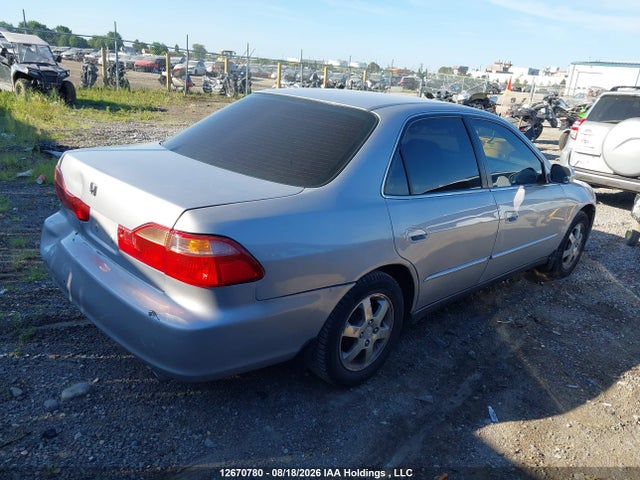 Продаж на аукціоні авто 2000 Honda Accord Special Edition, vin: 1HGCG5678YA817248, номер лоту: 12670780