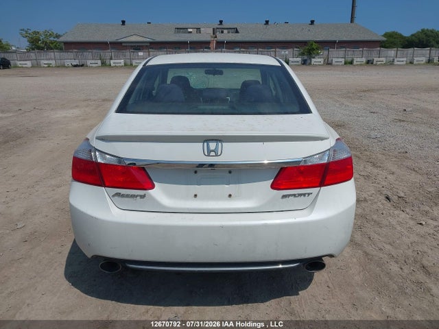 1HGCR2F52FA800241 Honda Accord Sport
