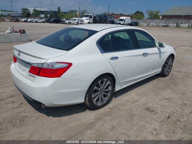 1HGCR2F52FA800241 Honda Accord Sport
