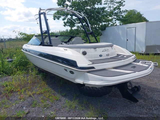 Larson Lxi 20 2014 IJL9526E414 Image 3