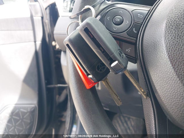 Toyota RAV4 LE 2019 2T3B1RFV8KW013283 Image 11