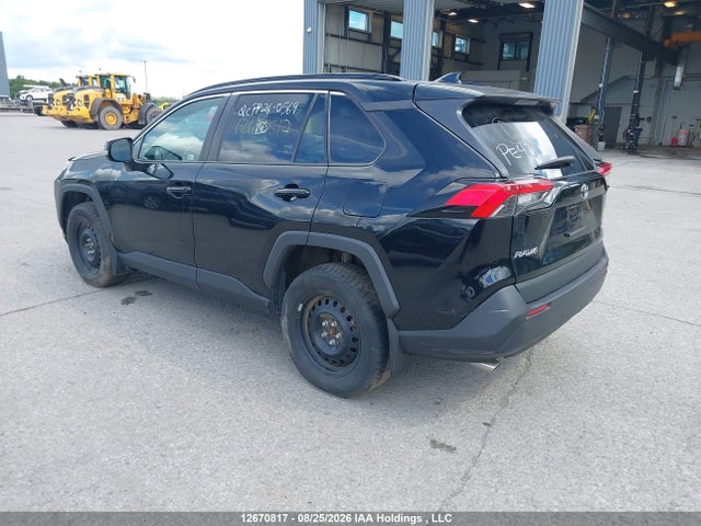Toyota RAV4 LE 2019 2T3B1RFV8KW013283 Image 3