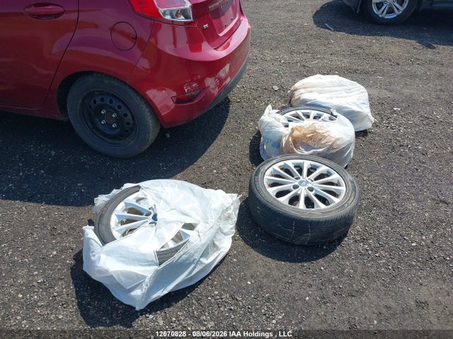 Продажа на аукционе авто 2014 Ford Fiesta, vin: 3FADP4EJ2EM161661, номер лота: 12670828