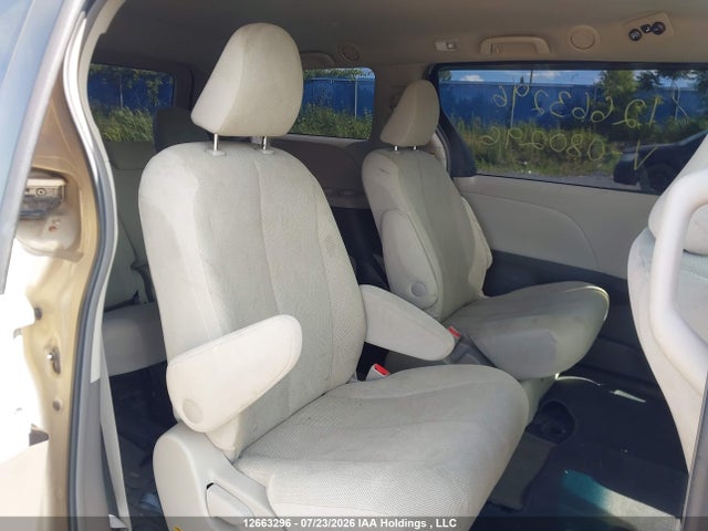 Aukcja sprzedaży 2011 Toyota Sienna V6 7 Passenger, vin: 5TDZK3DC6BS080296, numer aukcji: 12663296