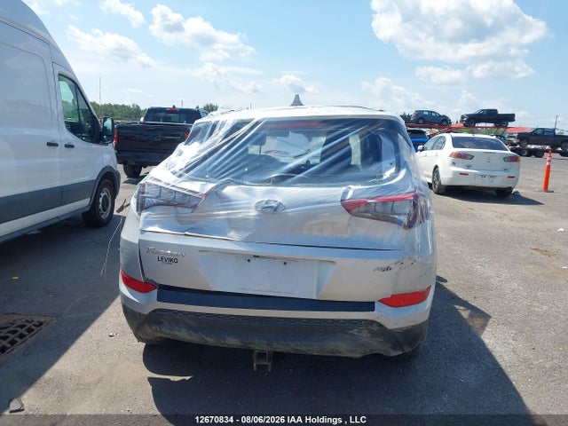 2018 Hyundai Tucson Premium 2.0l მანქანა იყიდება აუქციონზე, vin: KM8J3CA47JU629677, აუქციონის ნომერი: 12670834
