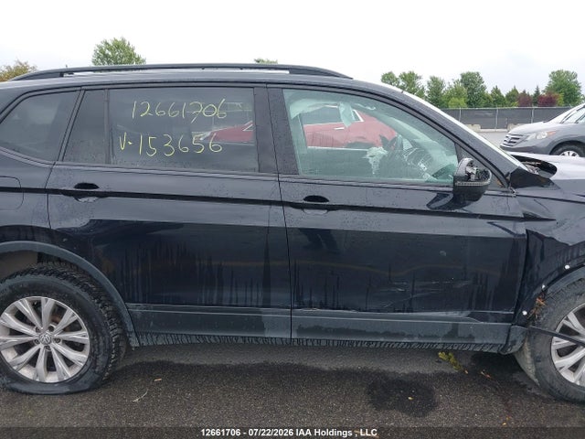 3VV0B7AX4JM153656 Volkswagen Tiguan Trendline