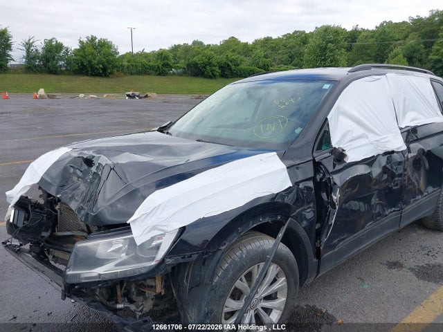 3VV0B7AX4JM153656 Volkswagen Tiguan Trendline