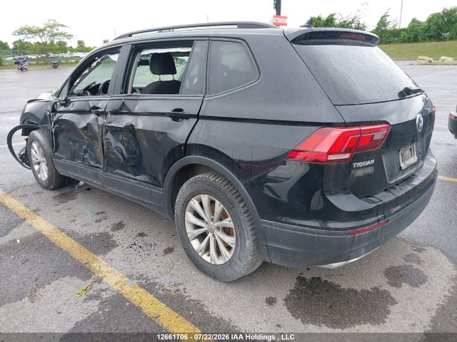 3VV0B7AX4JM153656 Volkswagen Tiguan Trendline