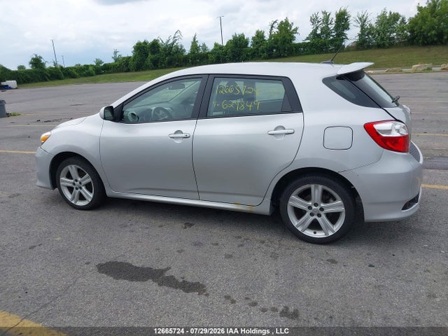 12665724 :رقم المزاد ، 2T1KU4EE3BC629849 vin ، 2011 Toyota Matrix مزاد بيع