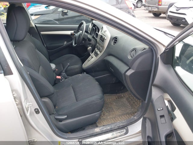 12665724 :رقم المزاد ، 2T1KU4EE3BC629849 vin ، 2011 Toyota Matrix مزاد بيع