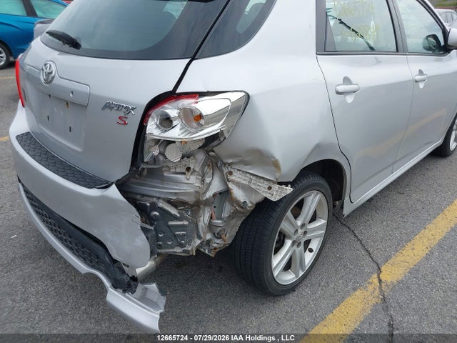 12665724 :رقم المزاد ، 2T1KU4EE3BC629849 vin ، 2011 Toyota Matrix مزاد بيع