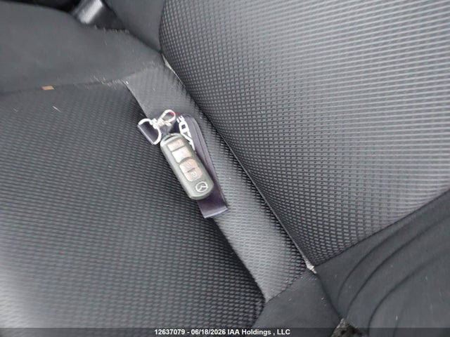3MZBN1U77JM236566 Mazda Mazda3 Gx